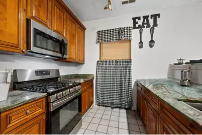 915 S Kedzie Avenue, Chicago, IL 60612 - Photo 13