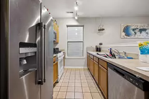 915 S Kedzie Ave, Chicago, IL 60612 - Photo 17
