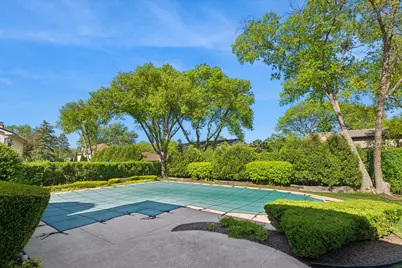 2445 Vicki Lane, Northbrook, IL 60062 - Photo 33