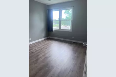 305 Northwestern Court #B, Bloomingdale, IL 60108 - Photo 5