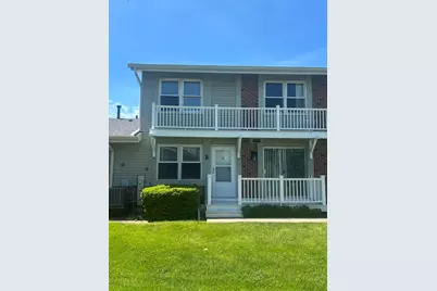 305 Northwestern Court #B, Bloomingdale, IL 60108 - Photo 1