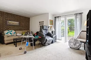 154 E Bailey Rd, Naperville, IL 60565 - Photo 3