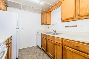154 E Bailey Rd, Naperville, IL 60565 - Photo 9
