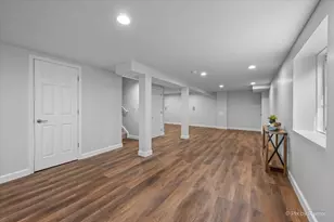 406 Mooresfield St, Elgin, IL 60124 - Photo 25