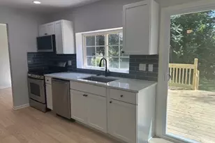 1311 Blue Ridge Pkwy, Algonquin, IL 60102 - Photo 9