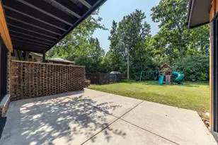 232 Sherwood Dr, Wood Dale, IL 60191 - Photo 23