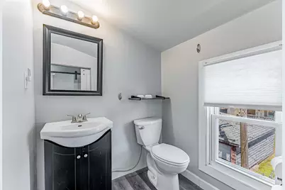 11319 S Green Bay Avenue, Chicago, IL 60617 - Photo 15