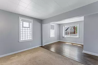 11319 S Green Bay Avenue, Chicago, IL 60617 - Photo 19