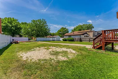 11319 S Green Bay Avenue, Chicago, IL 60617 - Photo 27