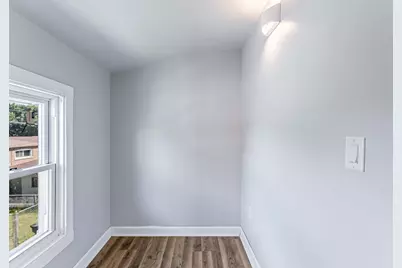11319 S Green Bay Avenue, Chicago, IL 60617 - Photo 17