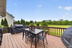 816 Doral Dr, Marengo, IL 60152 - Photo 11