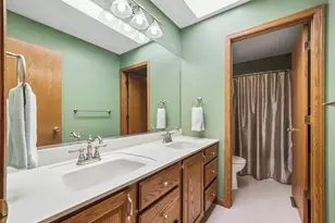 8814 Galleria Ct, Spring Grove, IL 60081 - Photo 19