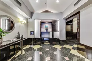 111 W Maple St, Chicago, IL 60611 - Photo 7