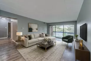 7505 175th St, Tinley Park, IL 60477 - Photo 3