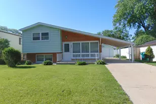 2202 St Francis Ave, Joliet, IL 60436 - Photo 1