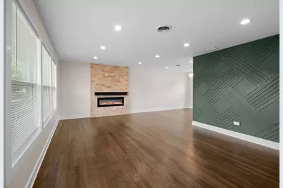 515 E 168th Place, South Holland, IL 60473 - Photo 5