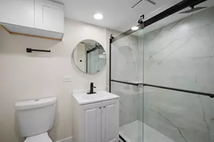 515 E 168th Pl, South Holland, IL 60473 - Photo 21