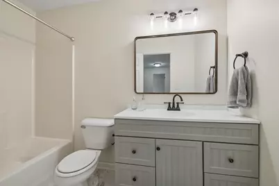 649 Fox Hollow Court, Dekalb, IL 60115 - Photo 23