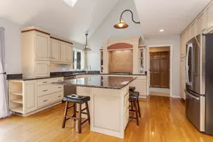 9 Red Stone Ct, Bloomington, IL 61704 - Photo 11