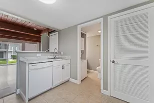 485 Meadow Green Ln, Round Lake Beach, IL 60073 - Photo 7