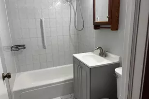 18 E Old Willow Rd, Prospect Heights, IL 60070 - Photo 13