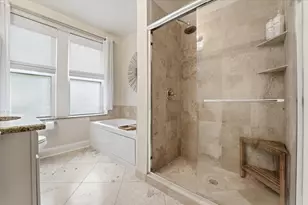 4121 N Sheridan Rd, Chicago, IL 60613 - Photo 11