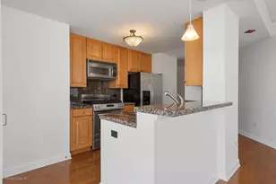 420 E Waterside Dr, Chicago, IL 60601 - Photo 5