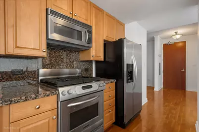 420 E Waterside Drive #1212, Chicago, IL 60601 - Photo 7