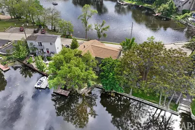 212 Island Drive, Island Lake, IL 60042 - Photo 3