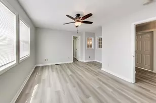 212 Island Dr, Island Lake, IL 60042 - Photo 25