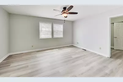 212 Island Drive, Island Lake, IL 60042 - Photo 23