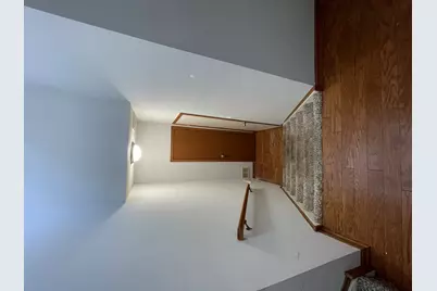 3609 Roanoke Avenue, Carpentersville, IL 60110 - Photo 3