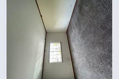 3609 Roanoke Avenue, Carpentersville, IL 60110 - Photo 17