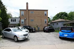 5824 W Higgins Ave, Chicago, IL 60630 - Photo 3