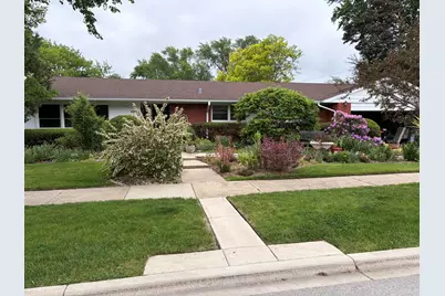 8856 Knox Avenue, Skokie, IL 60076 - Photo 1