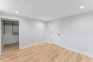 2421 W Flournoy St, Chicago, IL 60612 - Photo 29