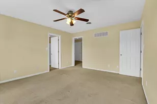 1704 Bentbrook Dr, Champaign, IL 61822 - Photo 33