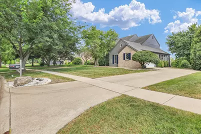 1704 Bentbrook Drive, Champaign, IL 61822 - Photo 5
