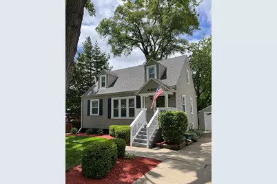490 Grove Avenue, Wood Dale, IL 60191 - Photo 1