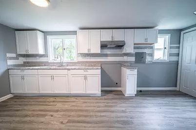 179 N Levasseur Avenue, Bourbonnais, IL 60914 - Photo 7