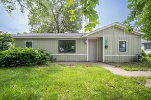 179 N Levasseur Ave, Bourbonnais, IL 60914 - Photo 1