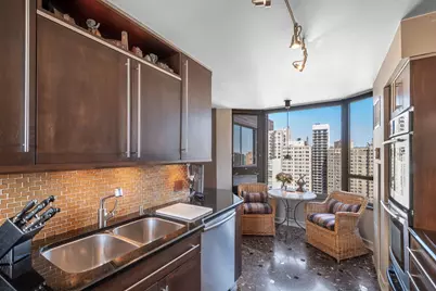 1410 N State Parkway #22B, Chicago, IL 60610 - Photo 9