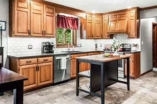25 Bay Pointe Dr, Bloomington, IL 61704 - Photo 29