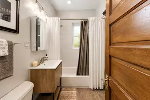 1331 W Norwood St, Chicago, IL 60660 - Photo 23