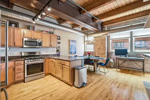 420 W Ontario St, Chicago, IL 60654 - Photo 7