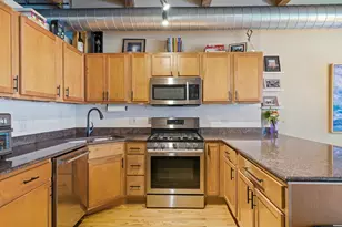 420 W Ontario St, Chicago, IL 60654 - Photo 5