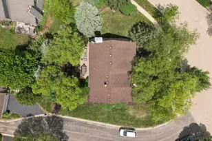 303 Balmoral Dr, Bartlett, IL 60103 - Photo 33