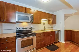 509 Aurora Ave, Naperville, IL 60540 - Photo 9