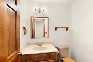 37W305 Crane Rd, Saint Charles, IL 60175 - Photo 13