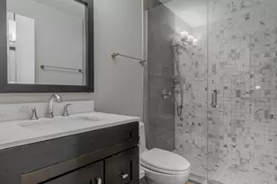 411 W Ontario St, Chicago, IL 60654 - Photo 13